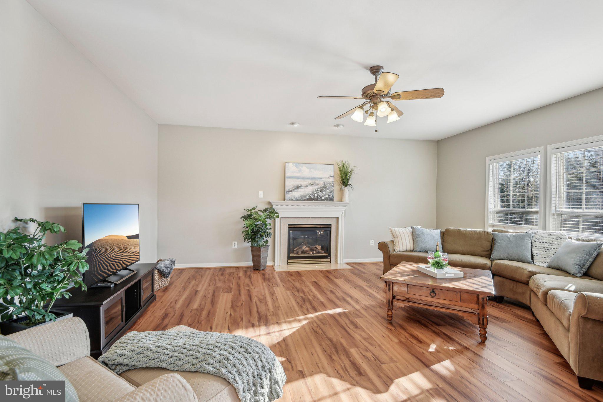 LAURIANNE WOODS - Residential