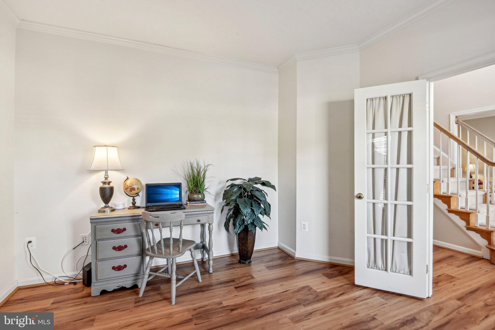 LAURIANNE WOODS - Residential