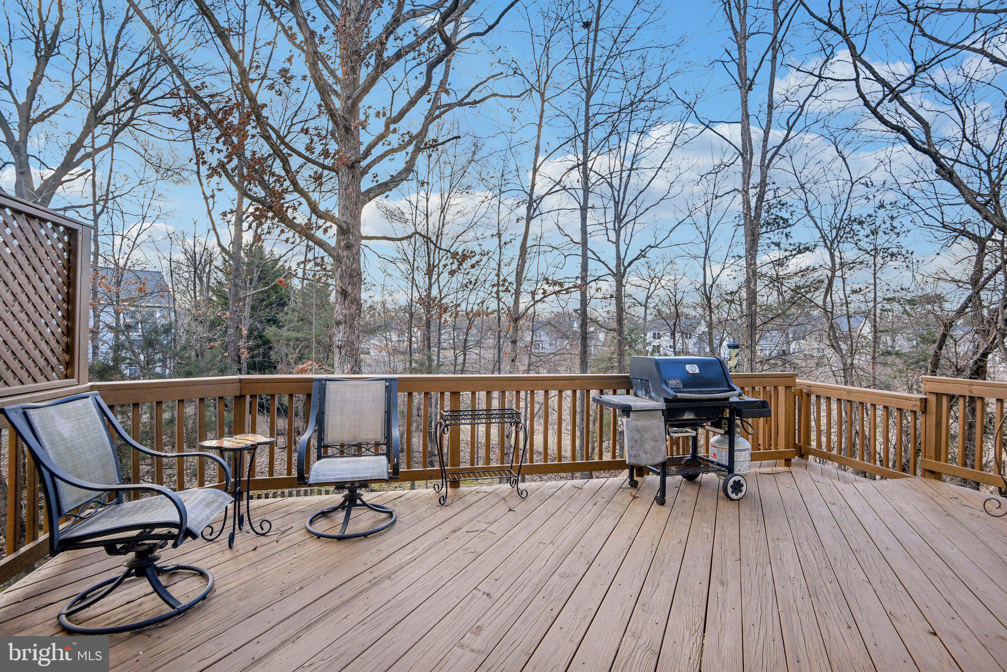 LAURIANNE WOODS - Residential