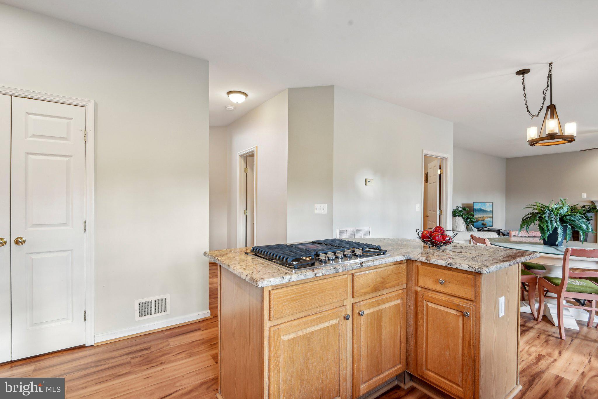 LAURIANNE WOODS - Residential