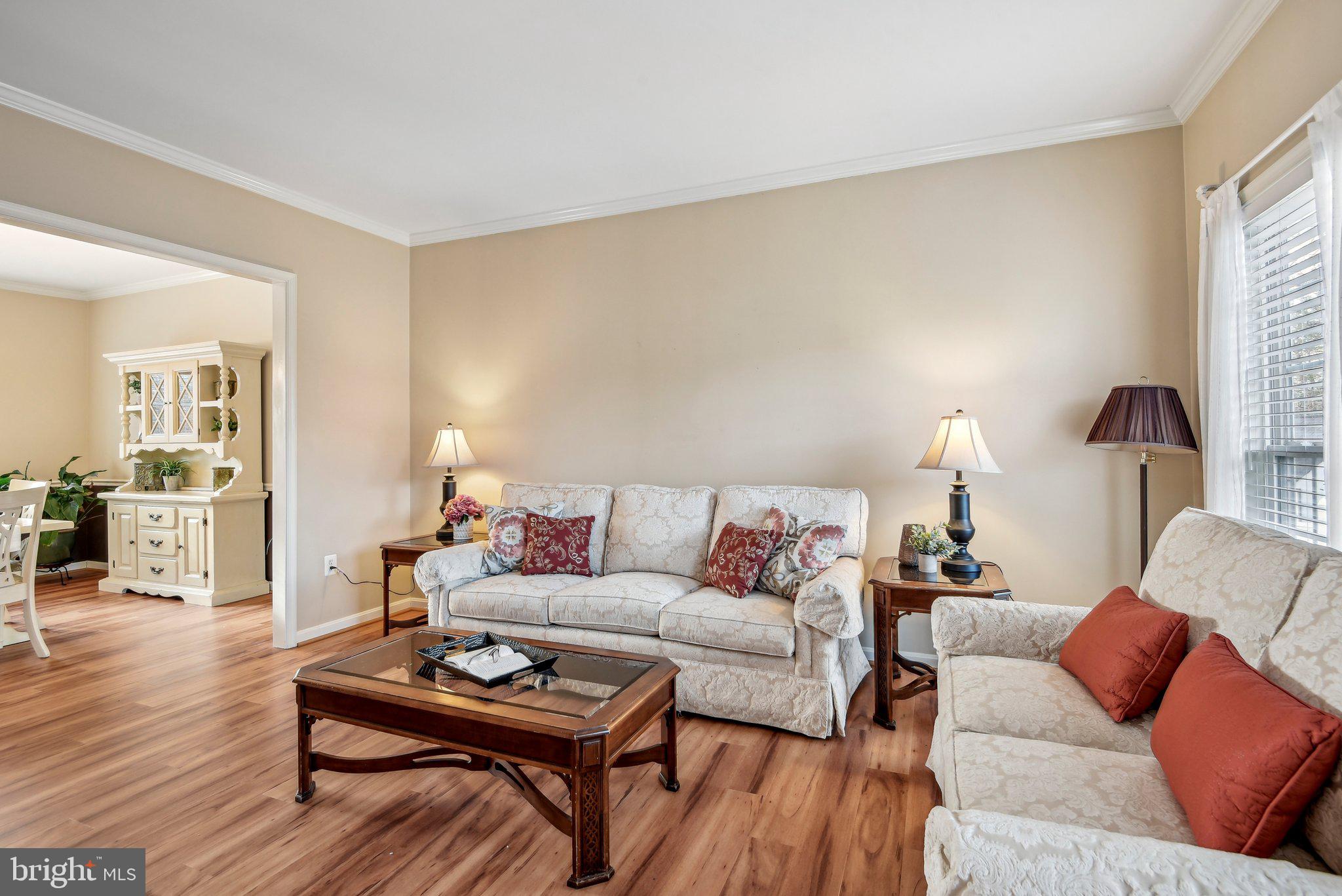 LAURIANNE WOODS - Residential