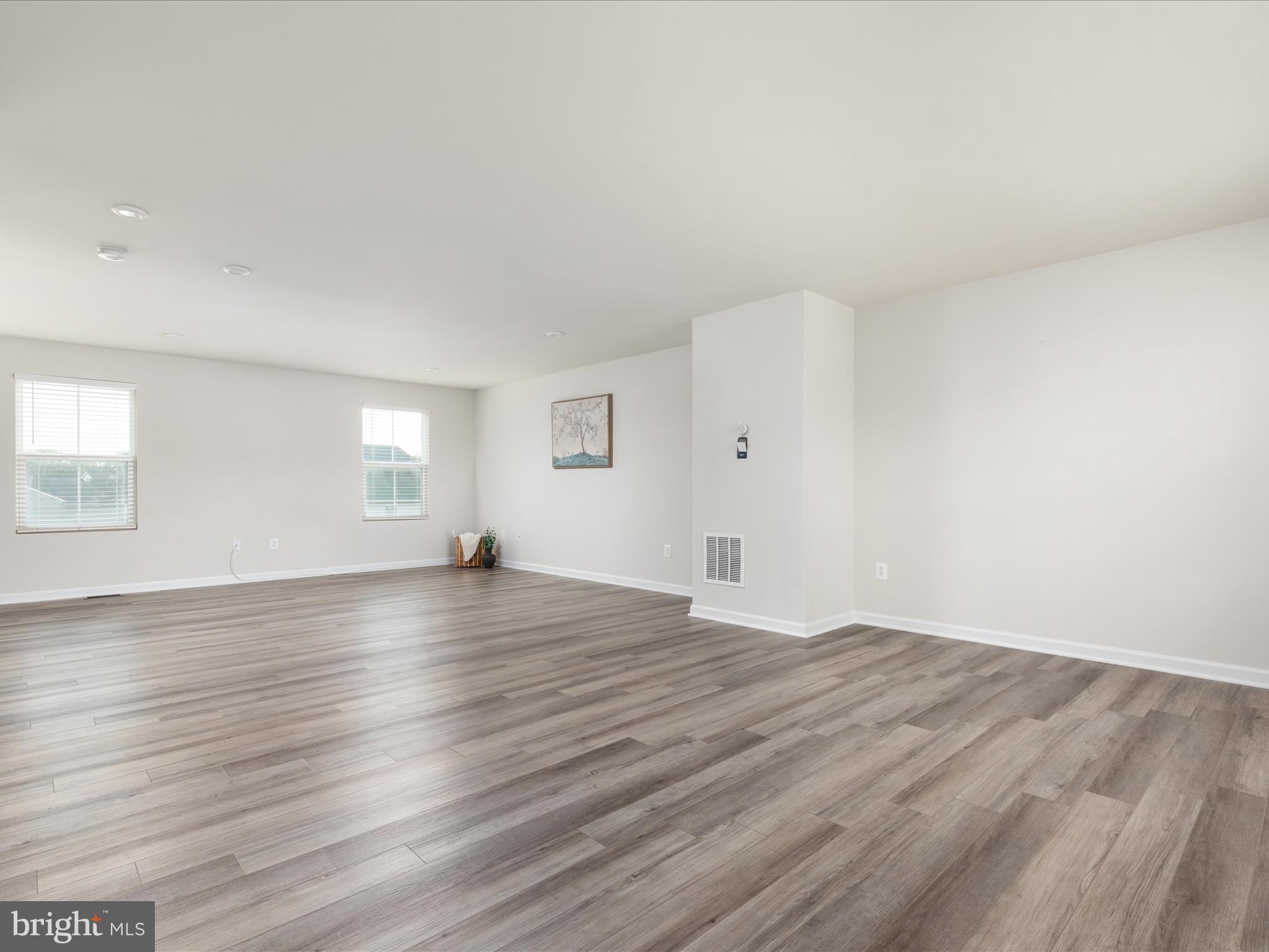 SOUTH BROOK - Residential