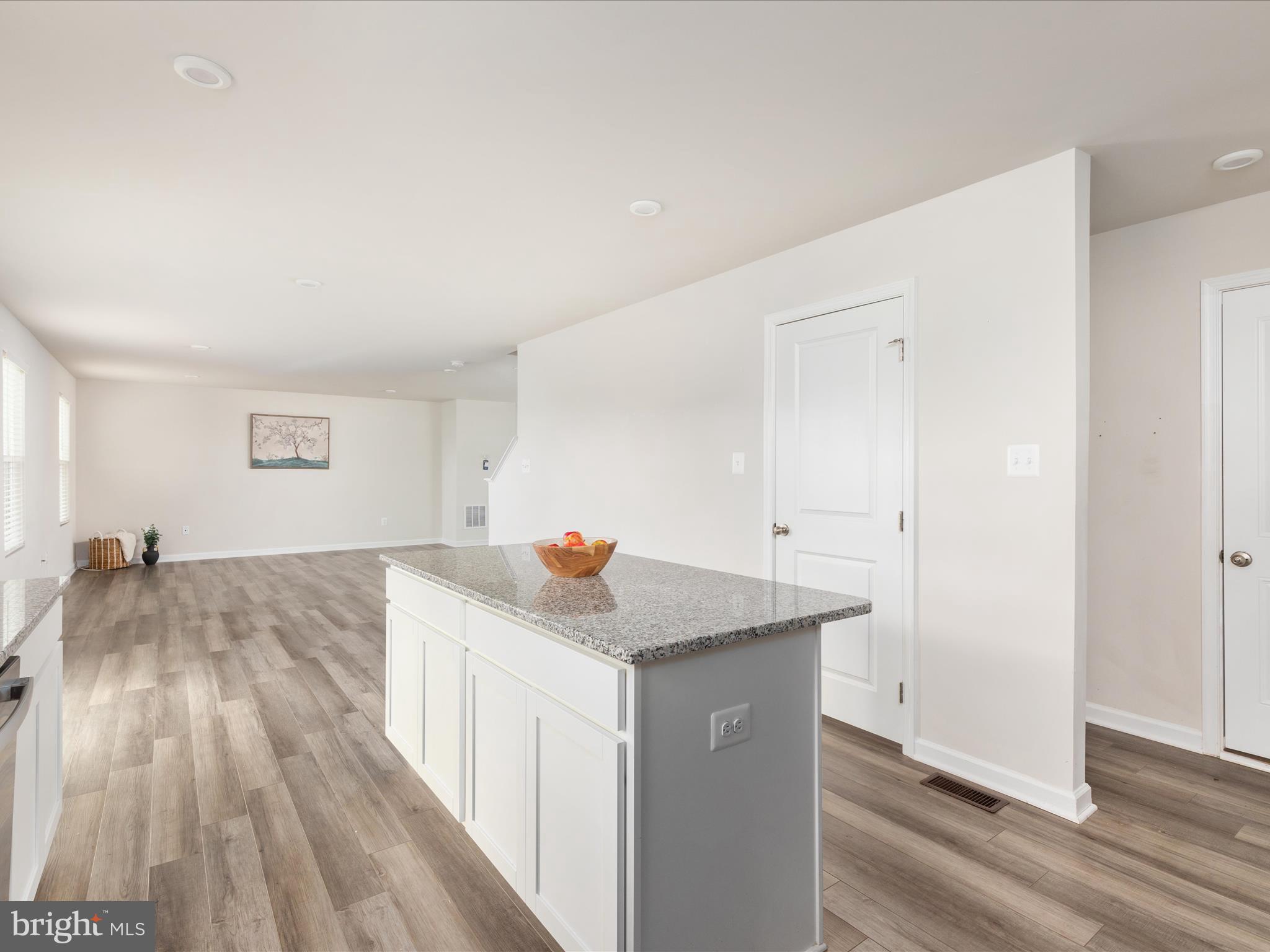 SOUTH BROOK - Residential