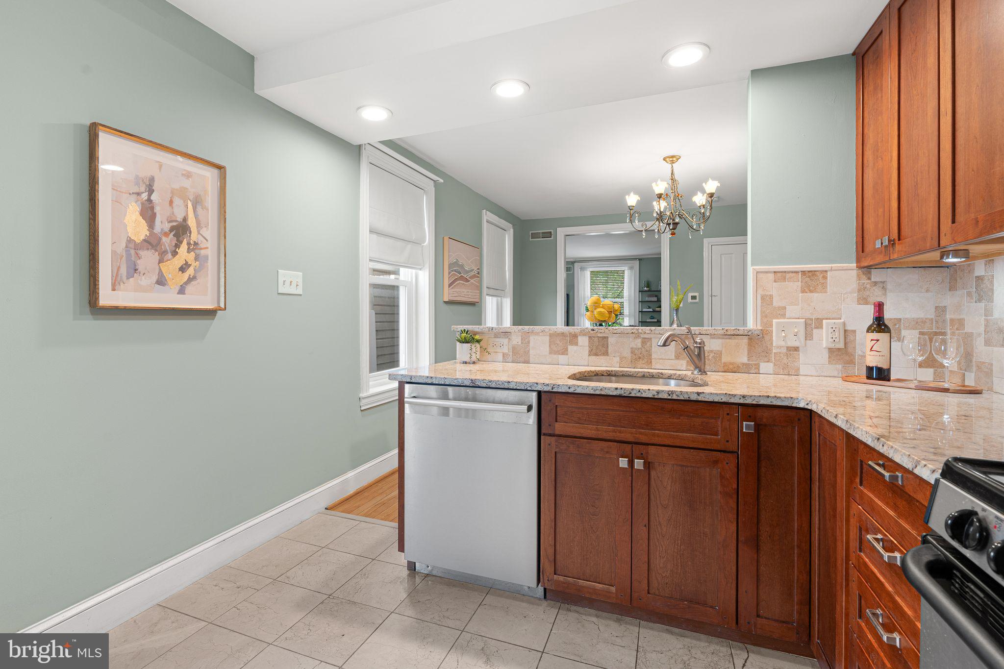 FAIRMOUNT - Residential