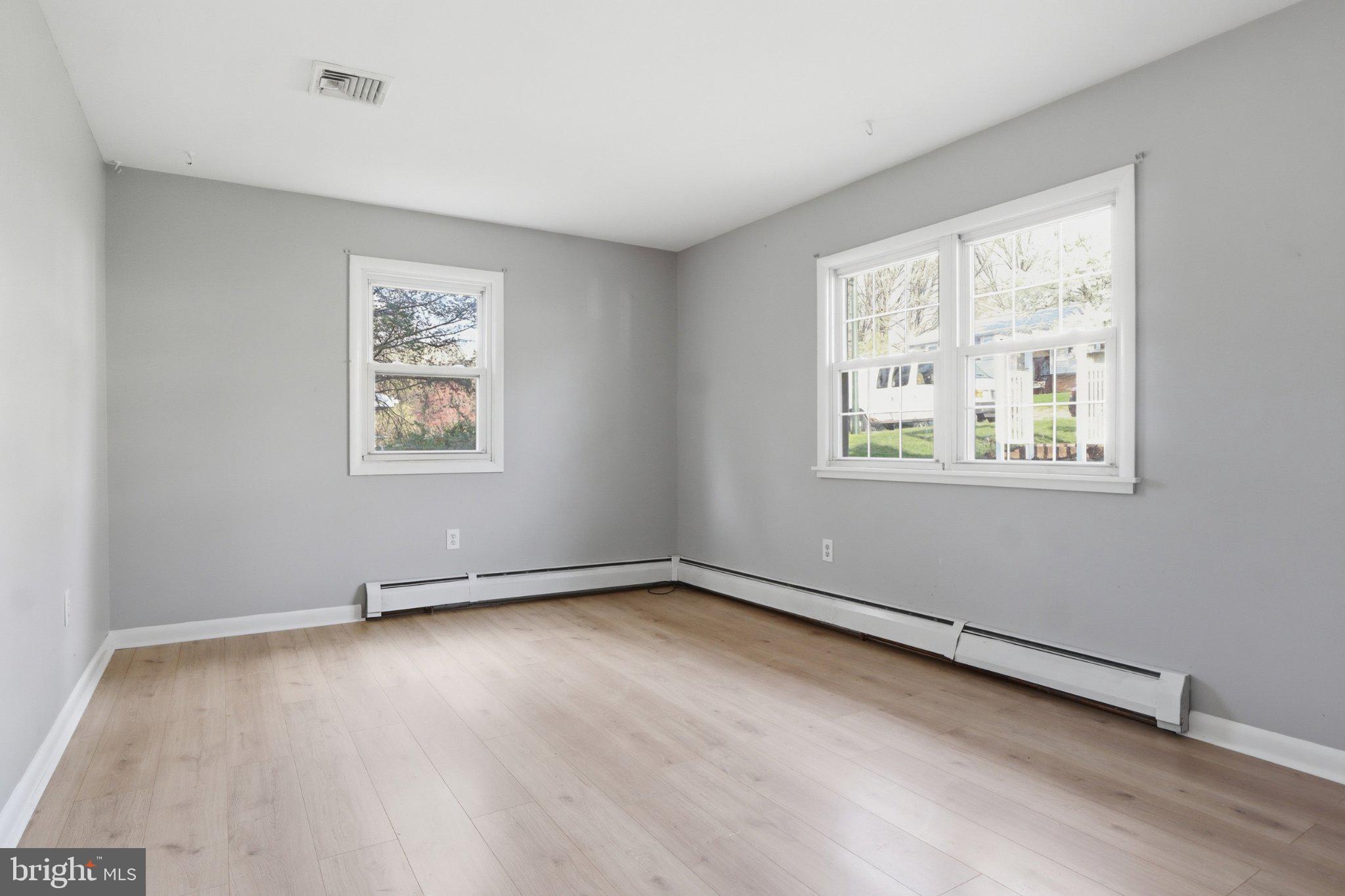 CHAMBERS HILL - Residential