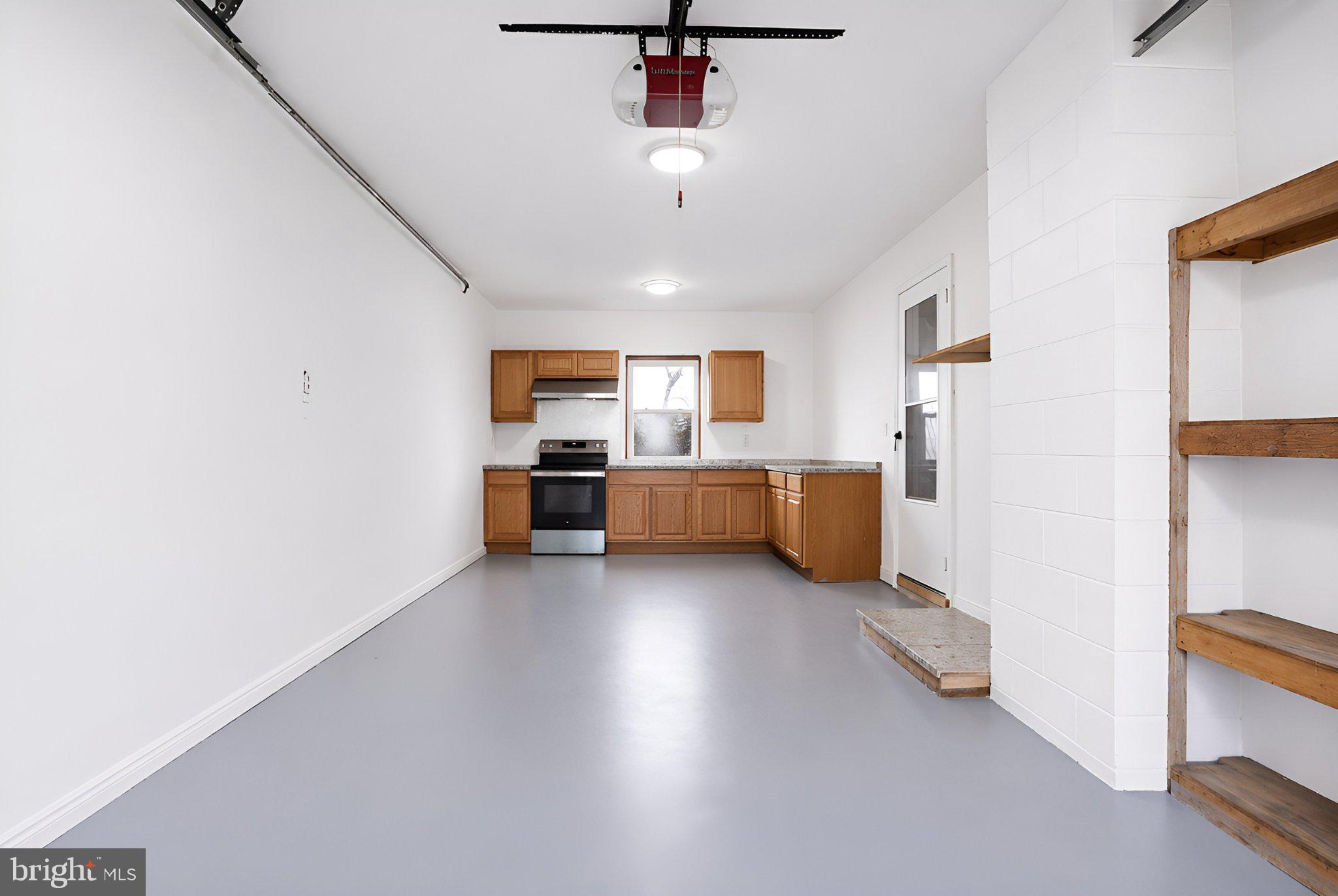 CHAMBERS HILL - Residential