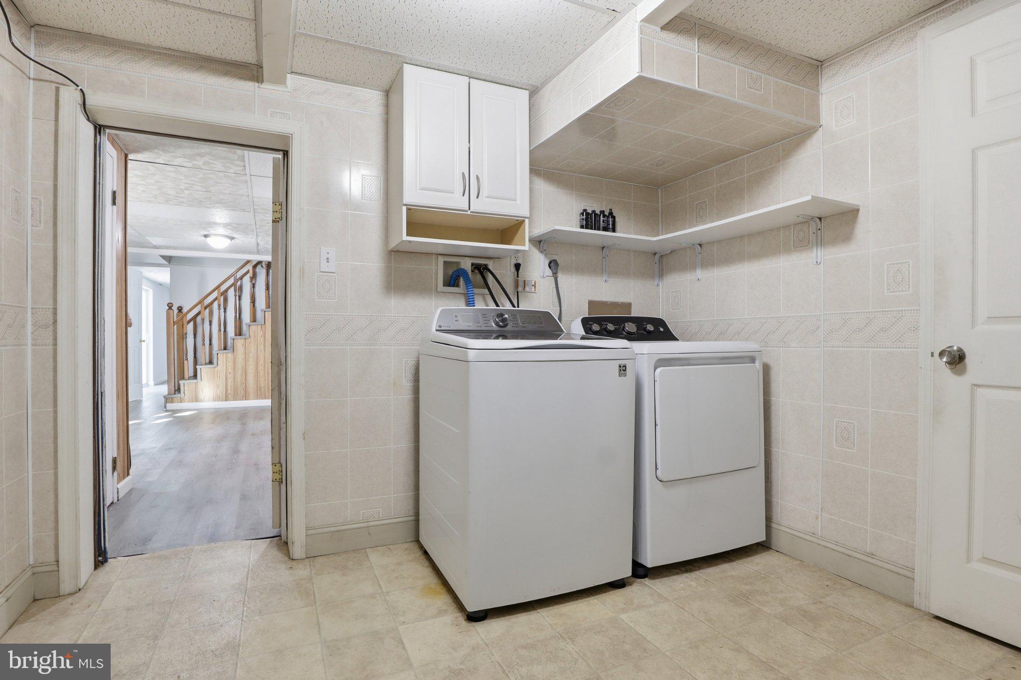 CHAMBERS HILL - Residential