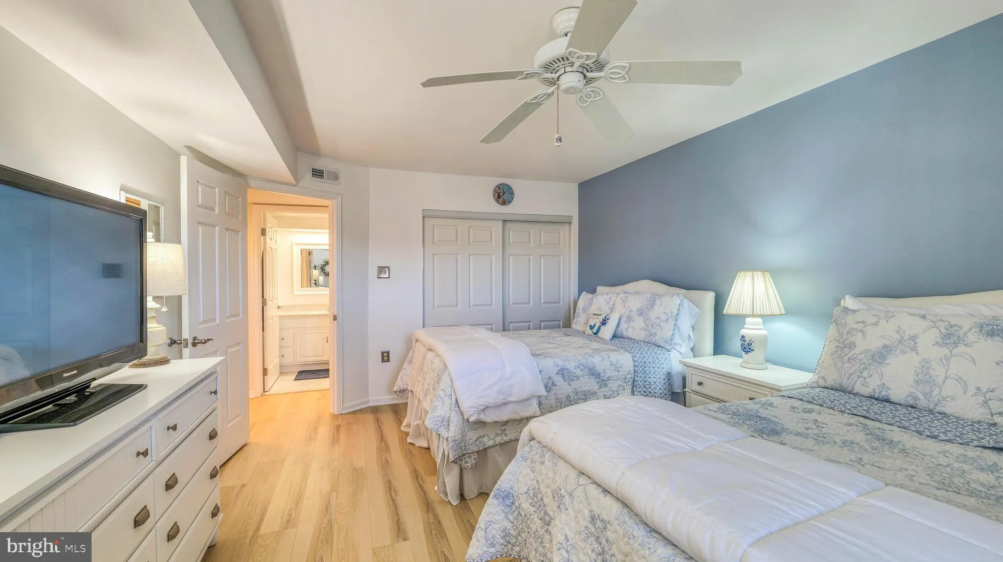 Brigantine, New Jersey 08203, United States, 2 Bedrooms Bedrooms, ,2 BathroomsBathrooms,Residential,Active,112812