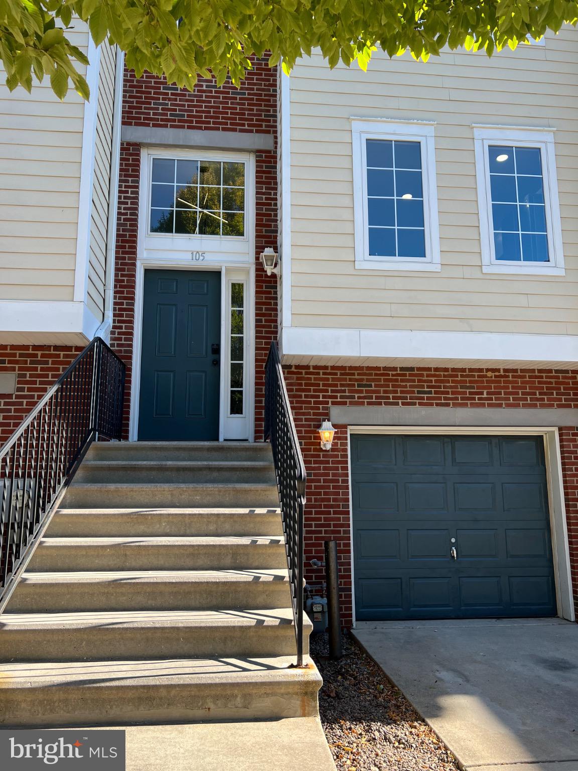 105 CITYVIEW AVENUE