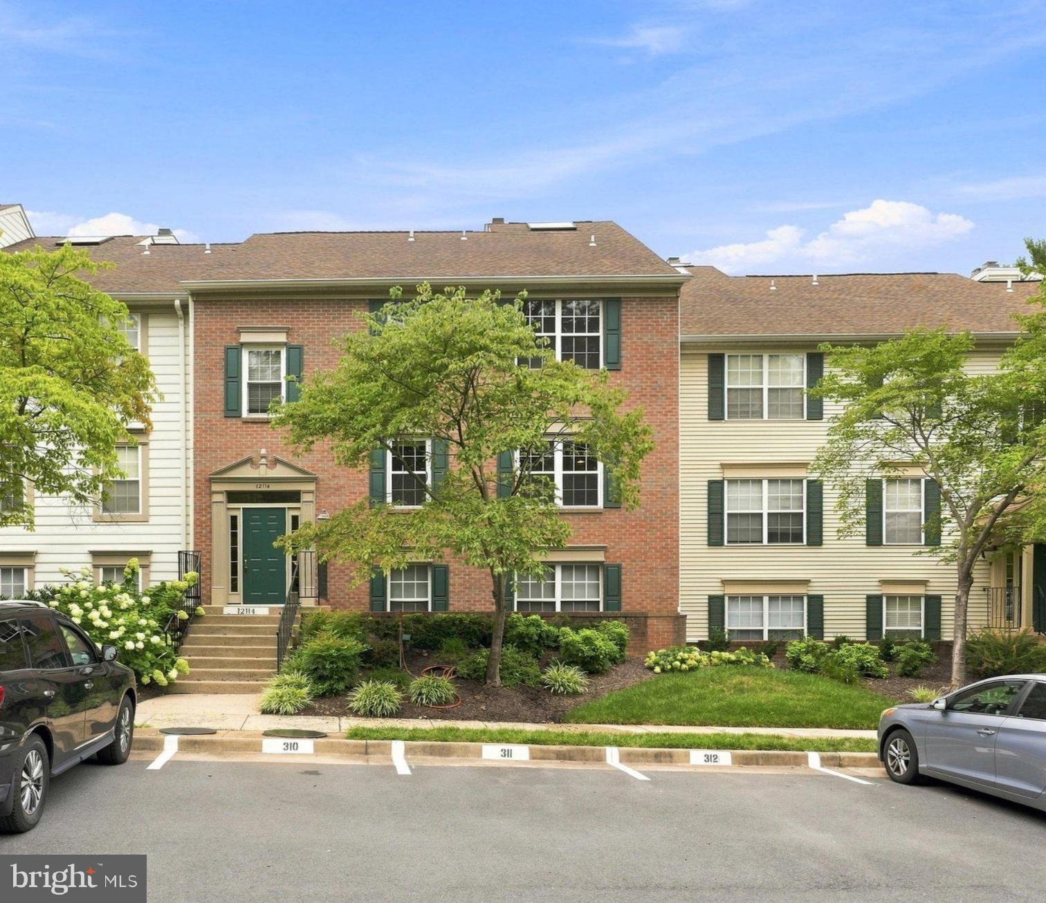 12114 GREEN LEAF COURT 202