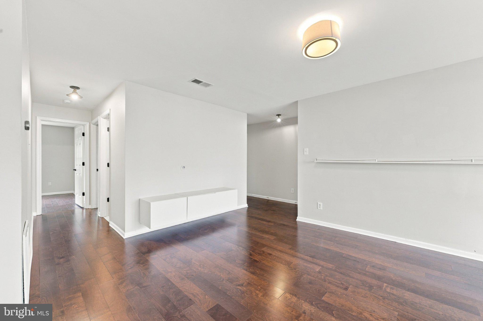 12114 GREEN LEAF COURT 202