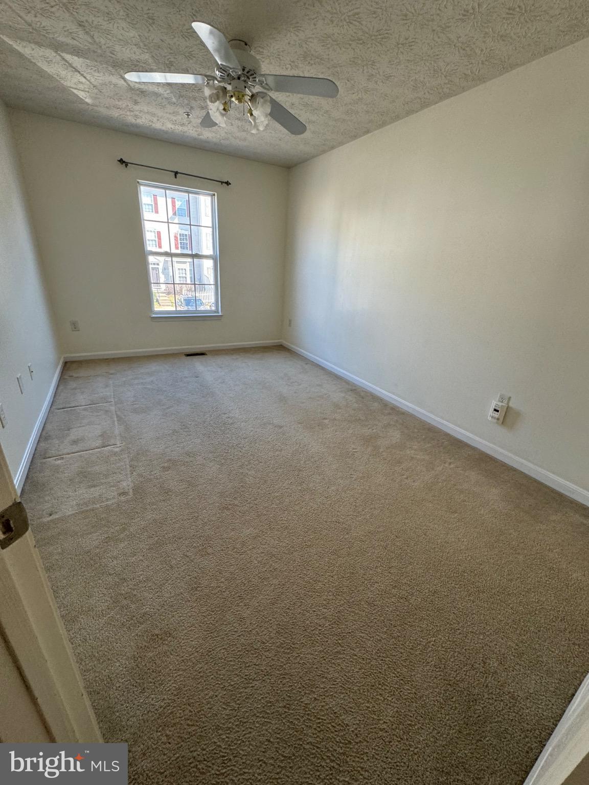 ASBURY WOODS - Residential Lease