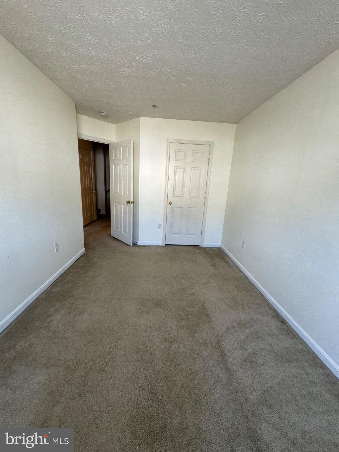 ASBURY WOODS - Residential Lease