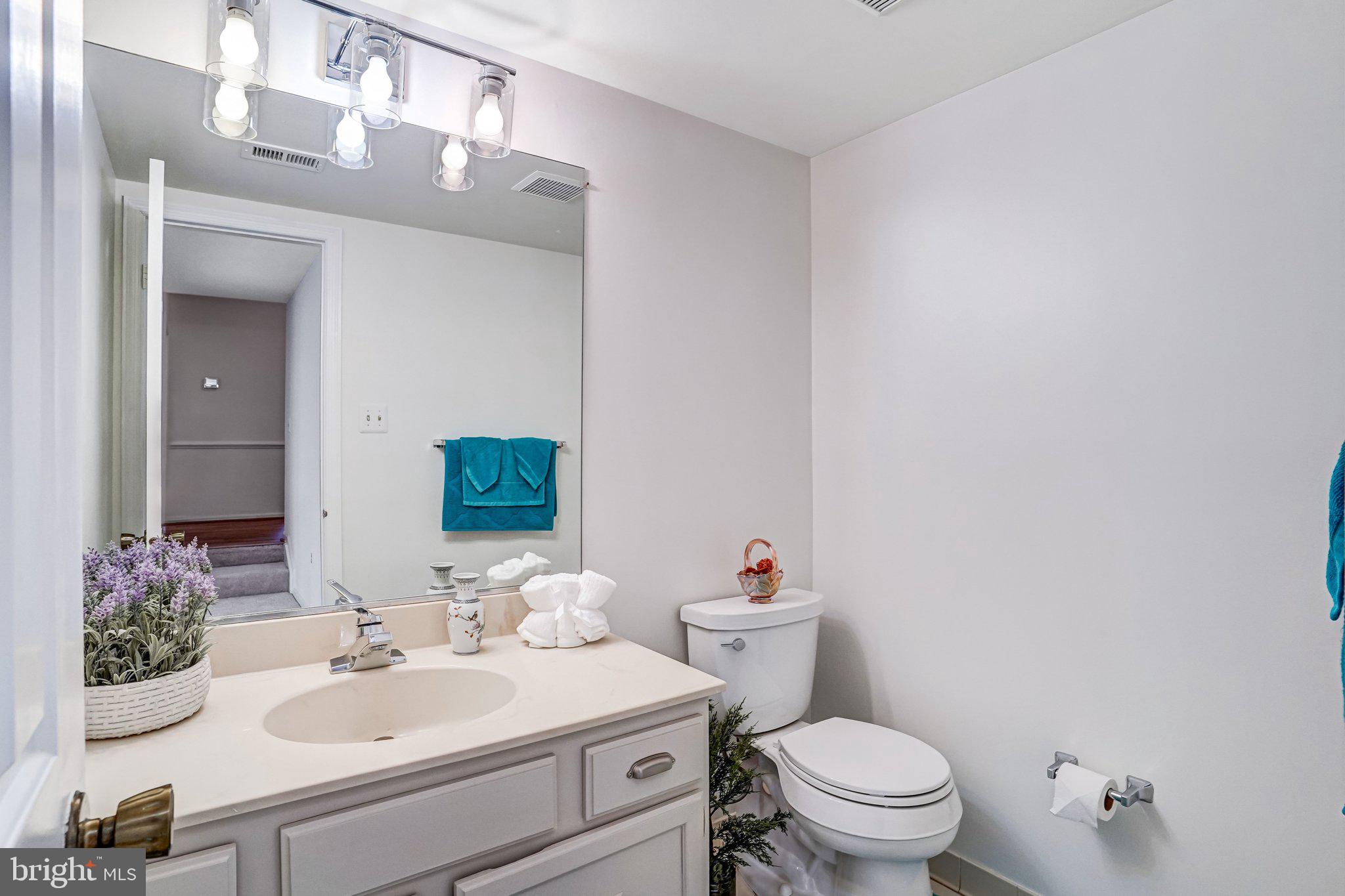 LAKEWOOD HILLS - Residential