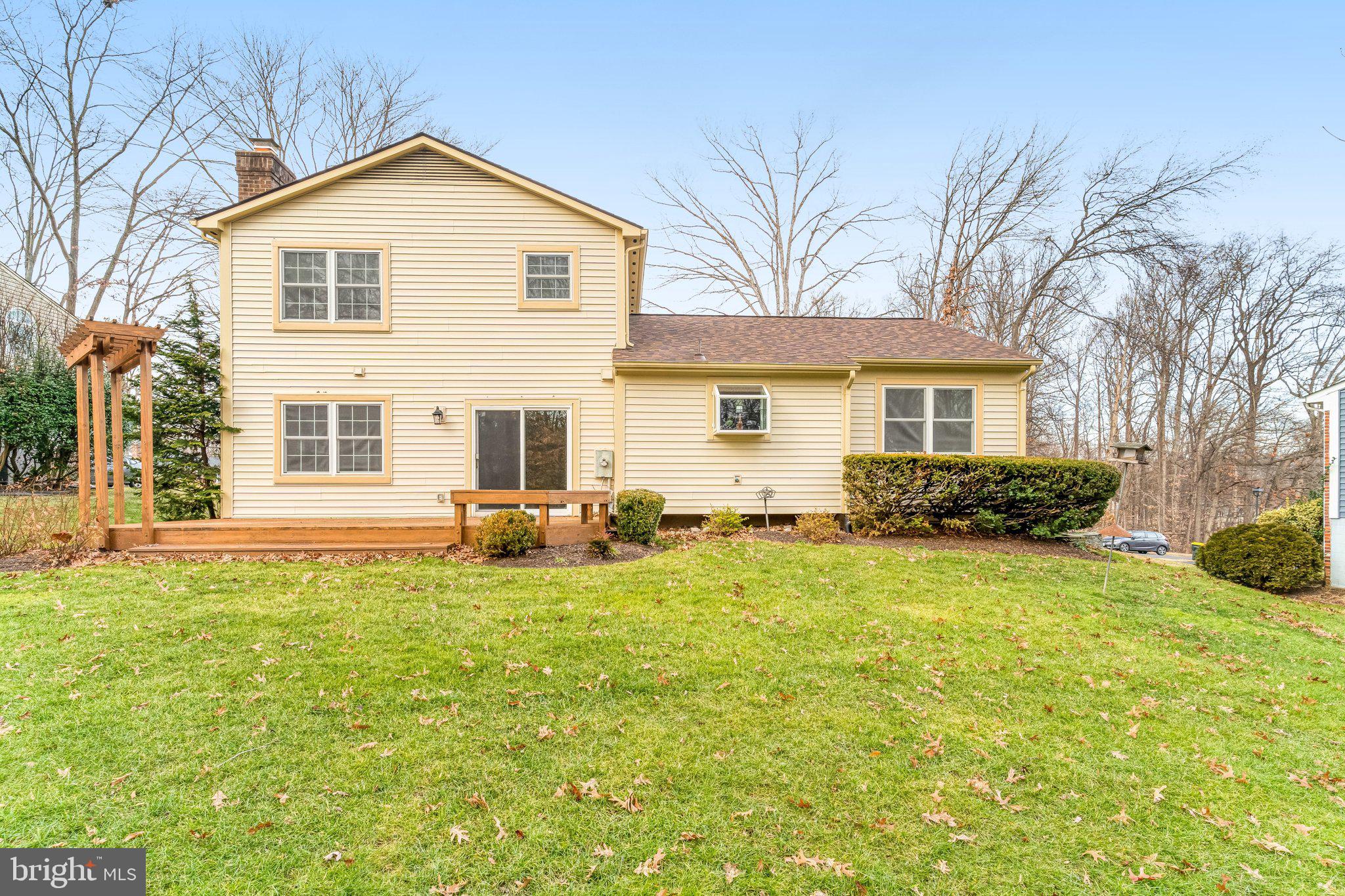 LAKEWOOD HILLS - Residential