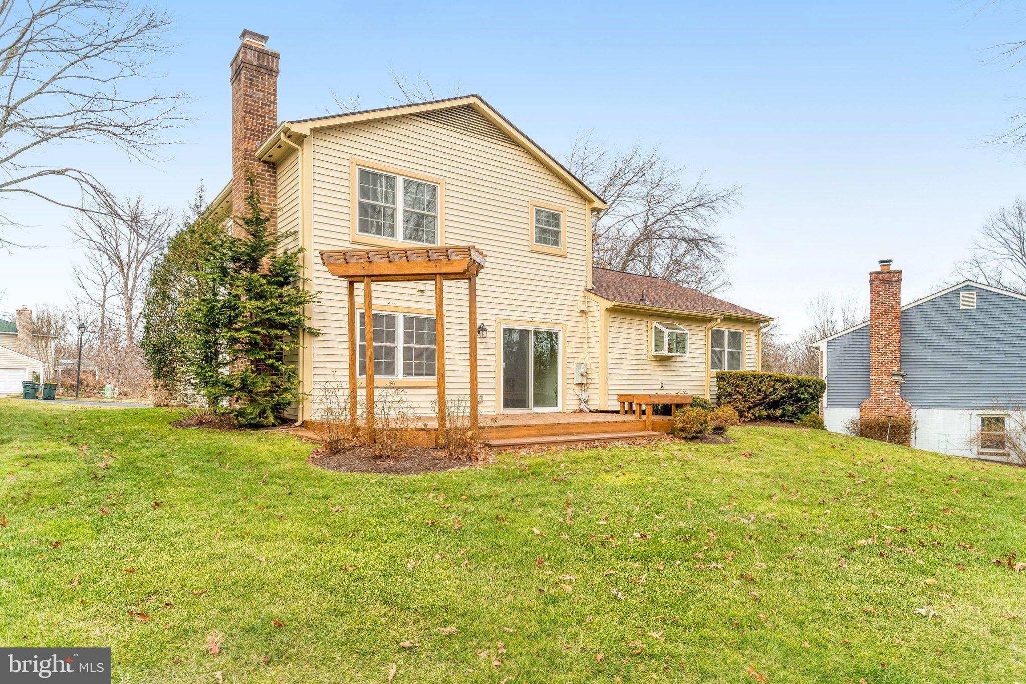 LAKEWOOD HILLS - Residential