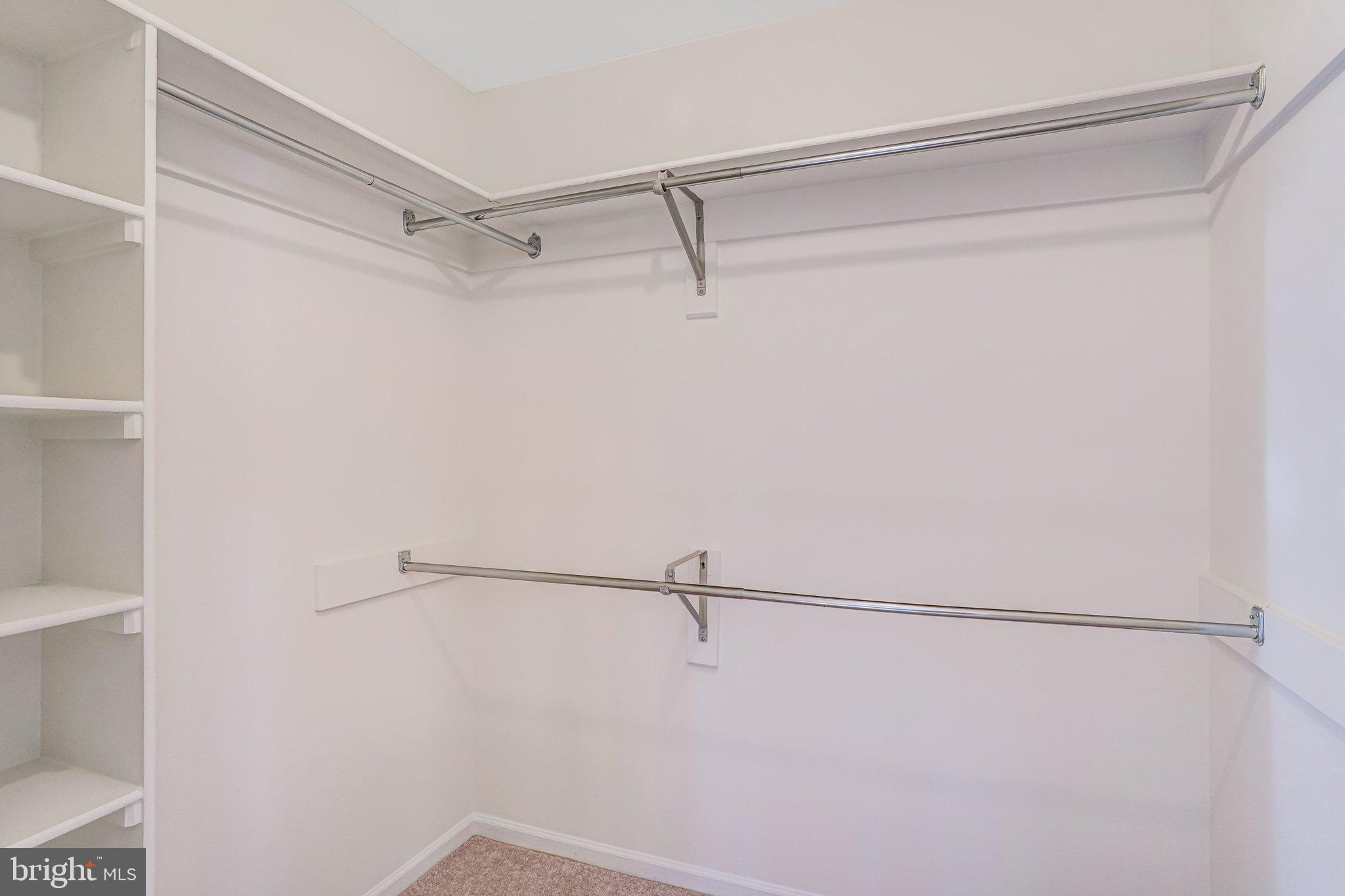 LAKEWOOD HILLS - Residential