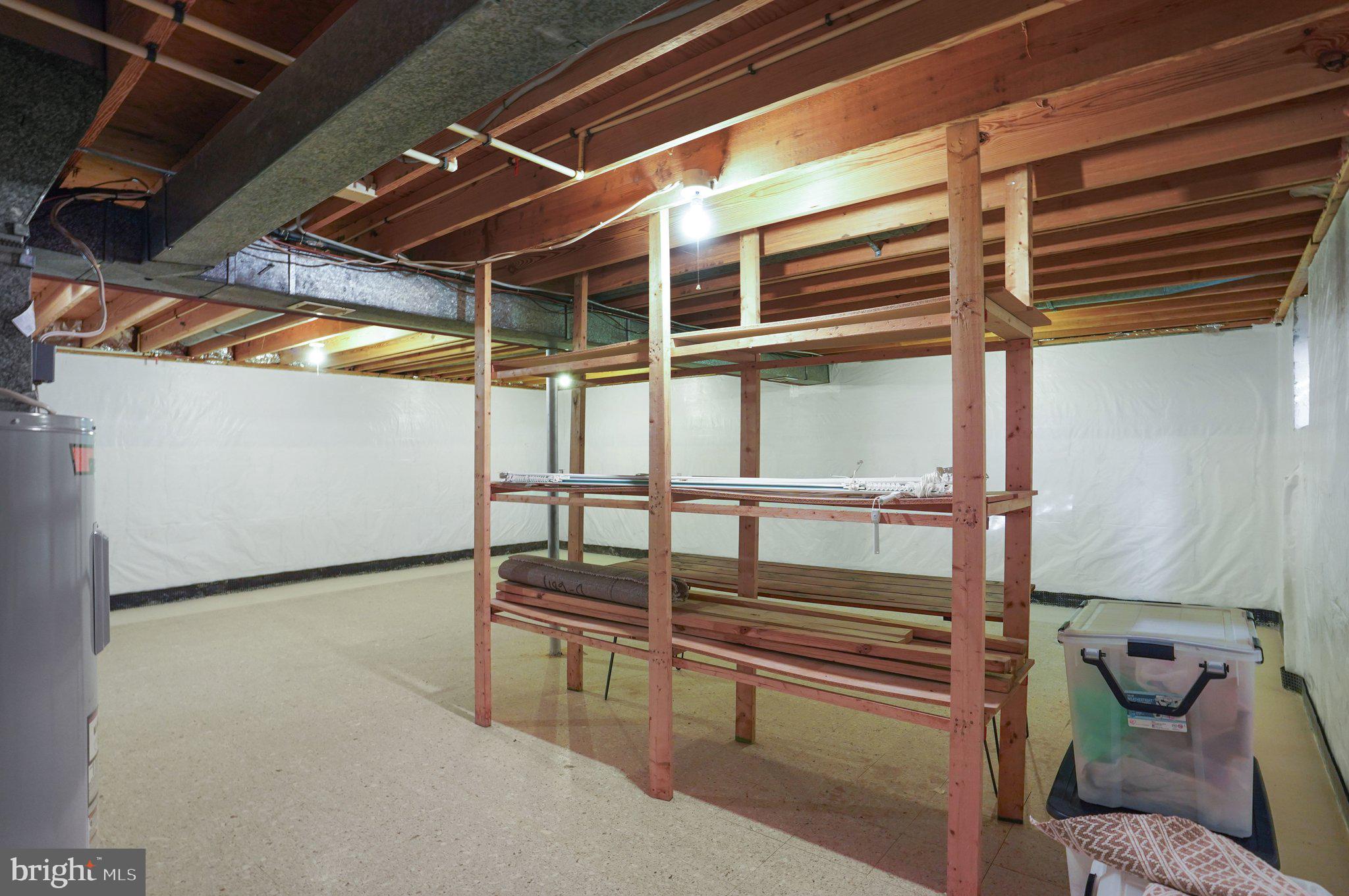 LAKEWOOD HILLS - Residential