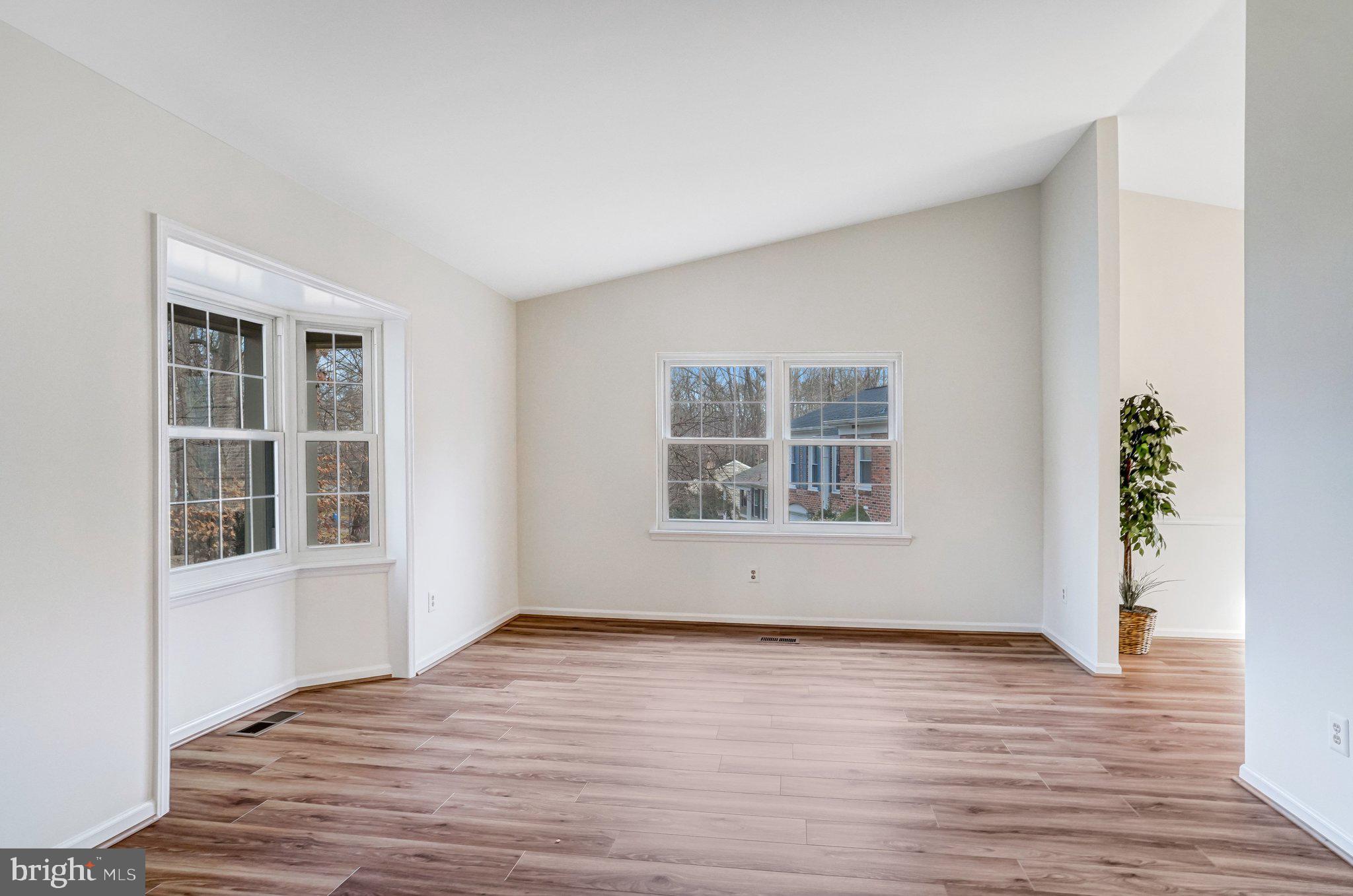 LAKEWOOD HILLS - Residential