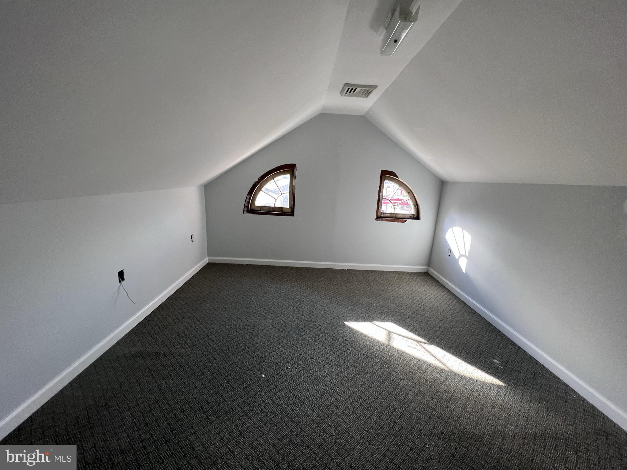 ERDENHEIM - Residential Lease