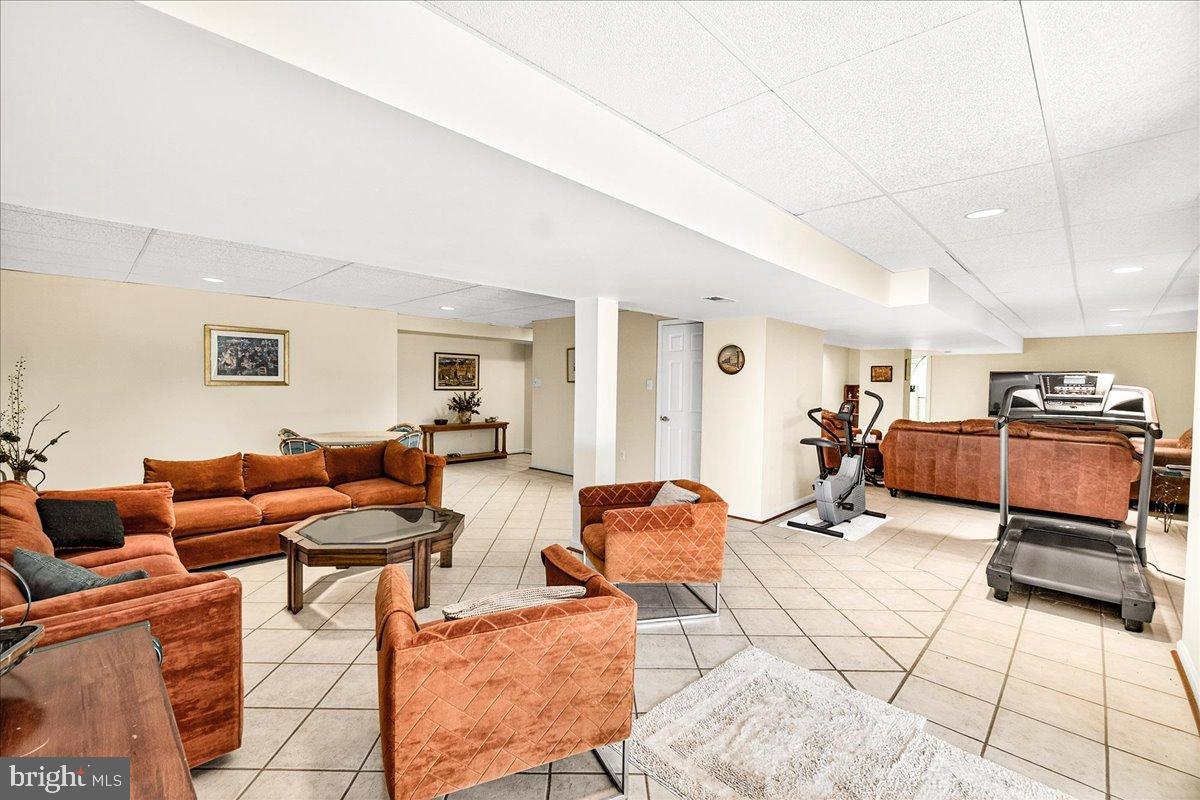 FLAG MARSH HEIGHTS - Residential