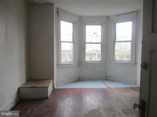 HARWOOD - Residential