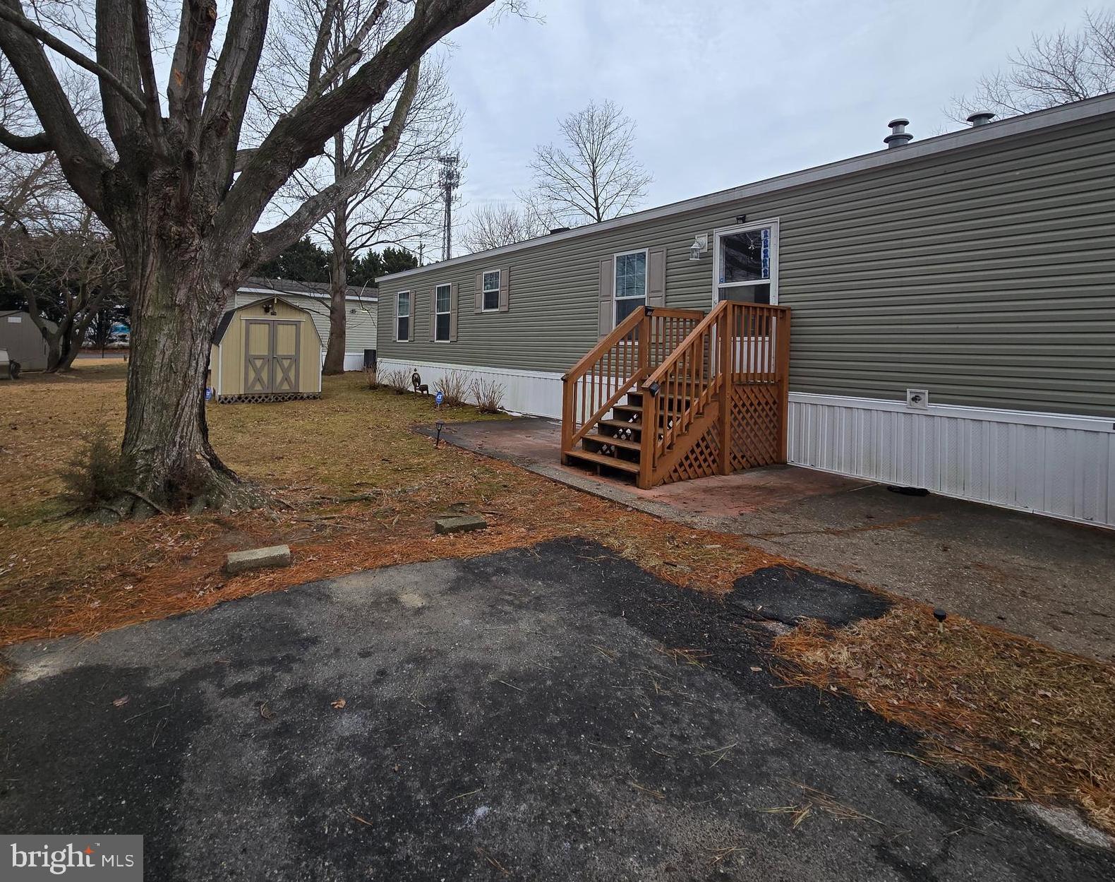 204 KESTREL COURT 204