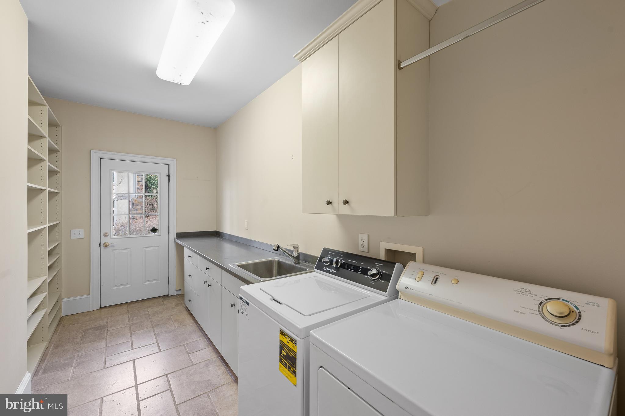 APPLEBROOK - Residential