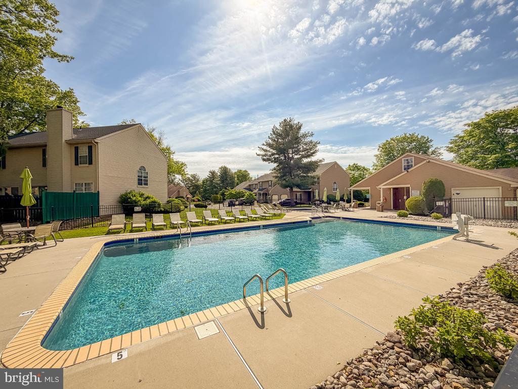 HEACOCK MDWS - Residential