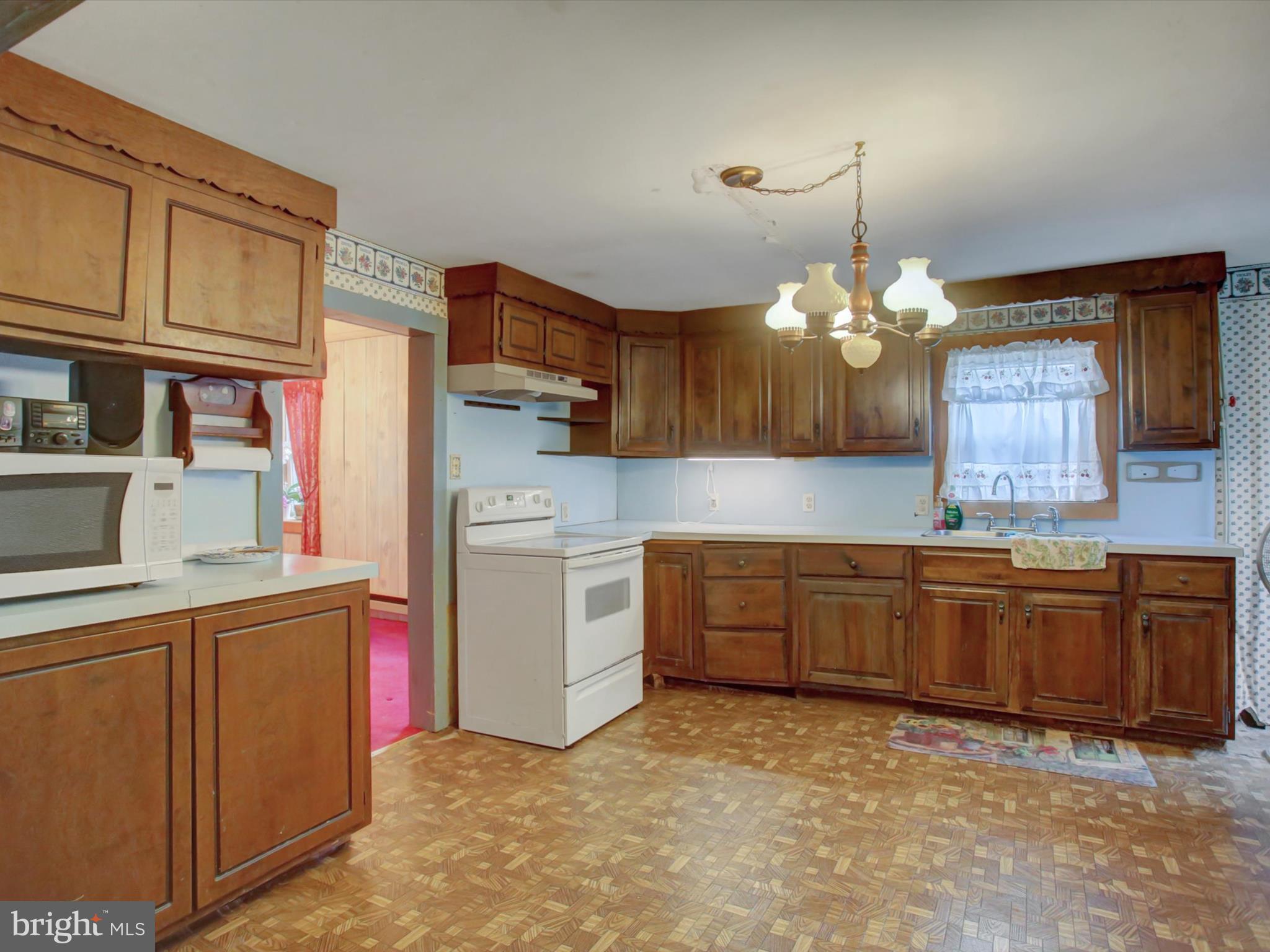 FAYETTEVILLE - Residential