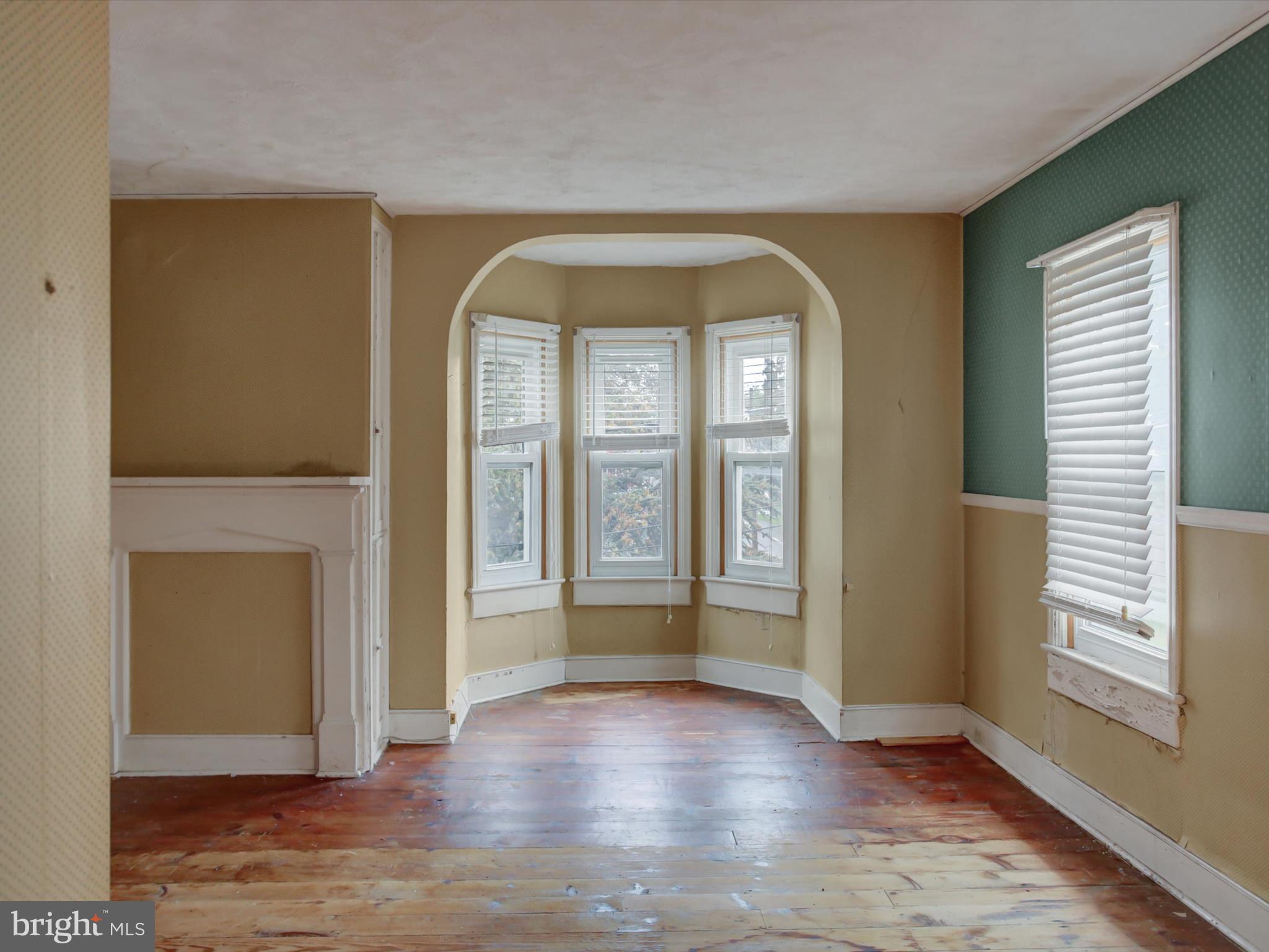 FAYETTEVILLE - Residential