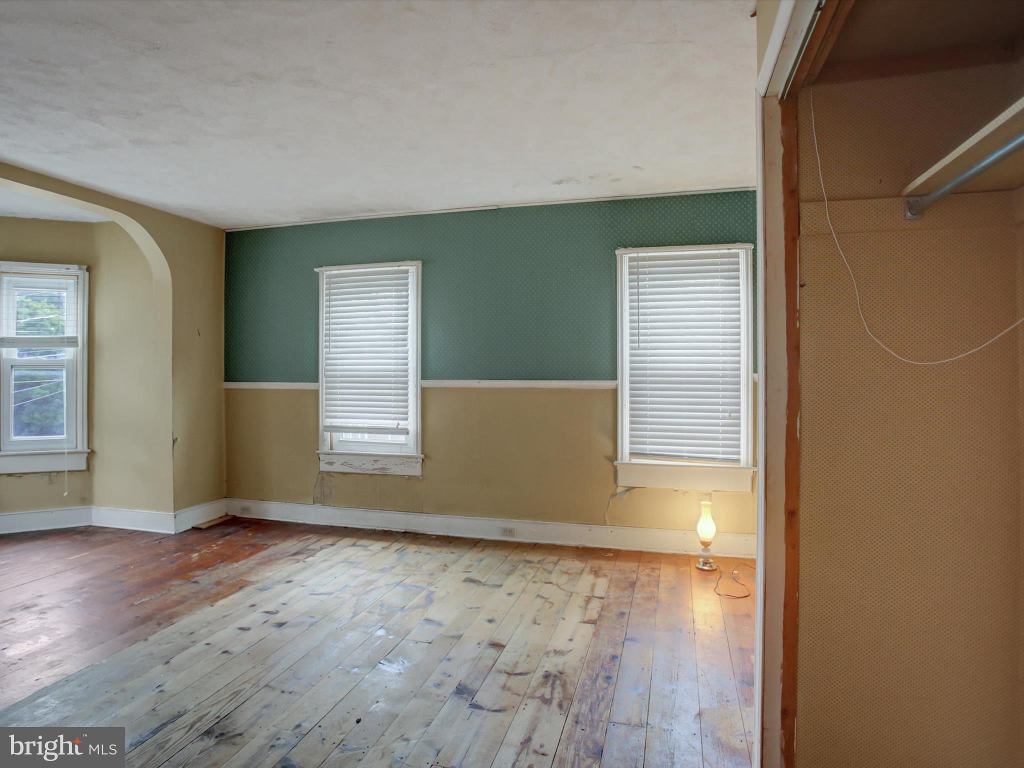 FAYETTEVILLE - Residential