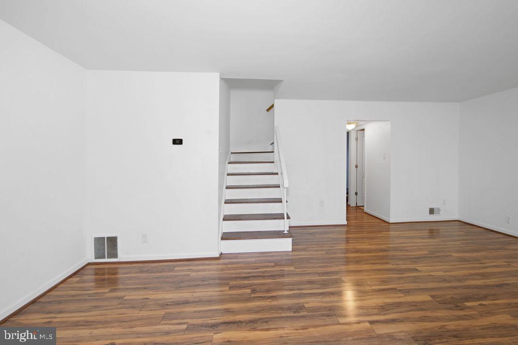 SUGARLAND - Residential Lease