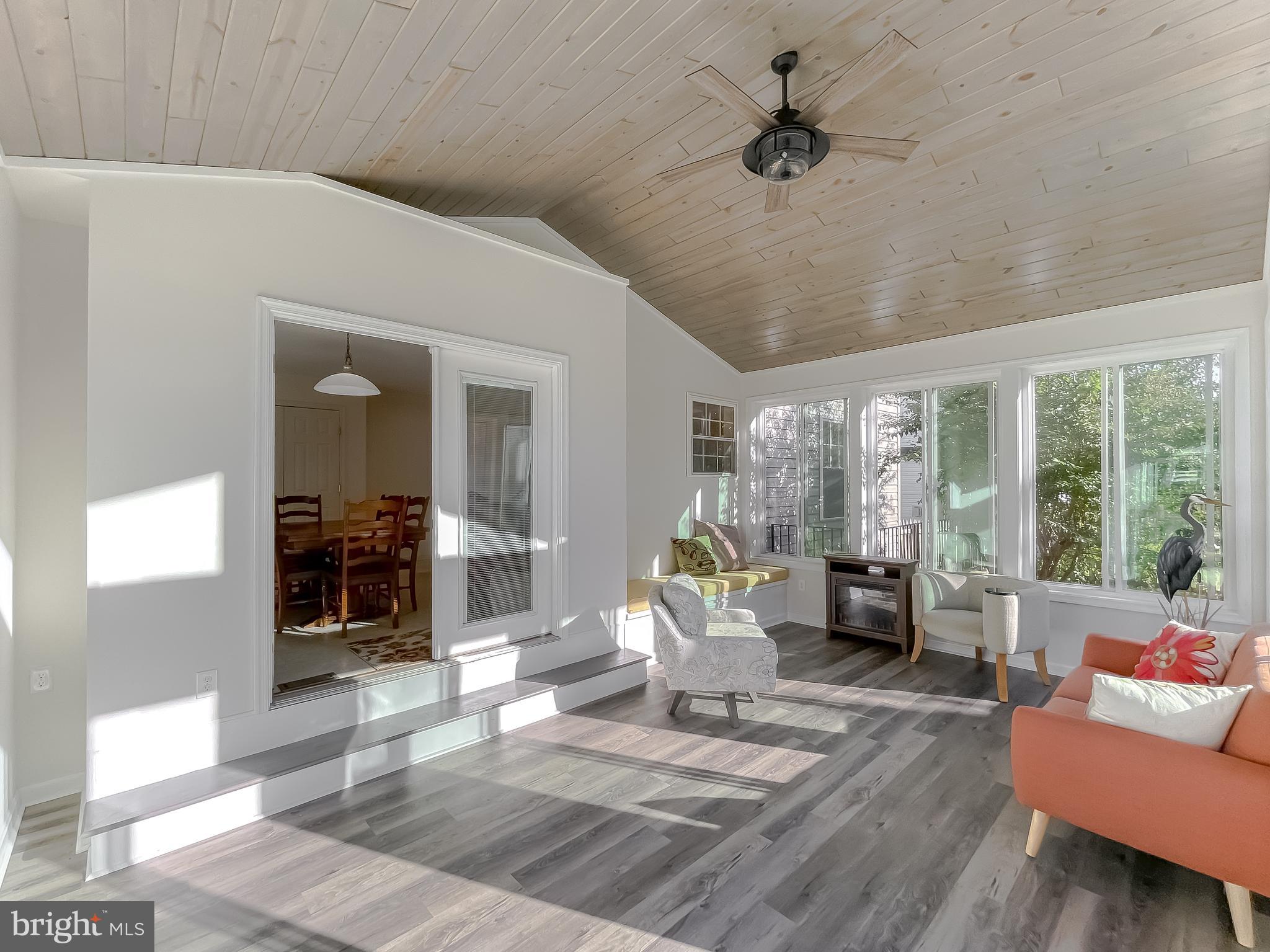 MEADOW LAKE - Residential