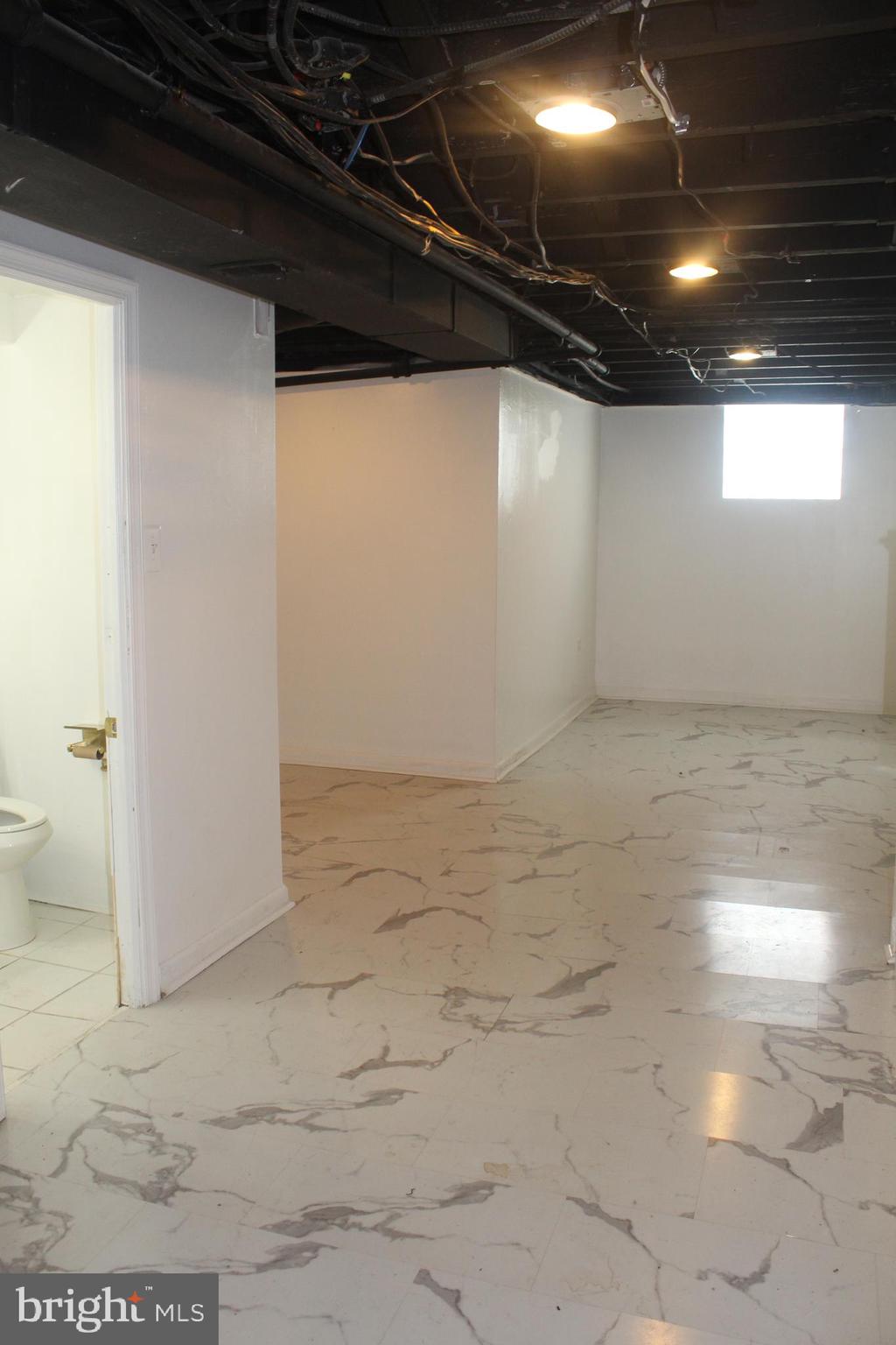 WILSON HEIGHTS - Residential