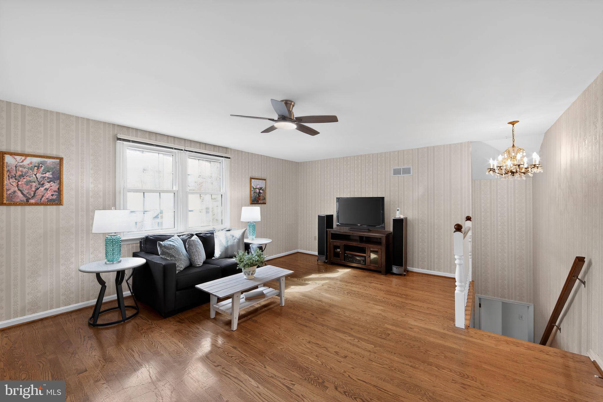 CHESTERFIELD - Residential
