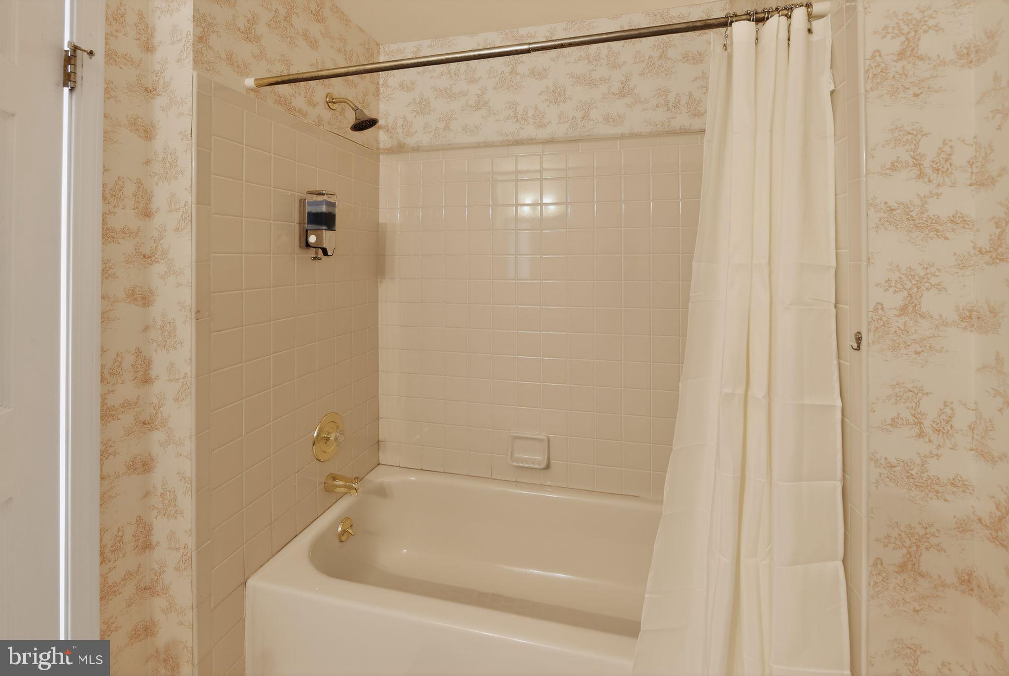CHESTERFIELD - Residential