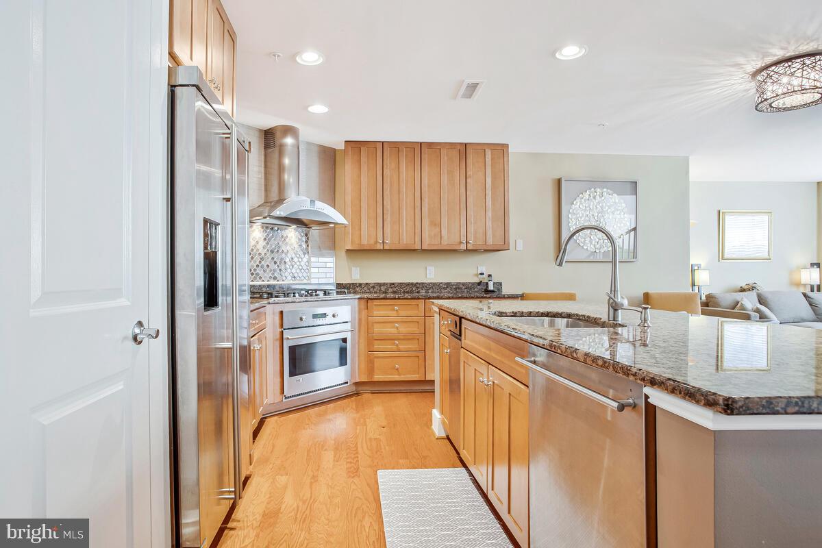 ACTONS LANDING CONDOS - Residential