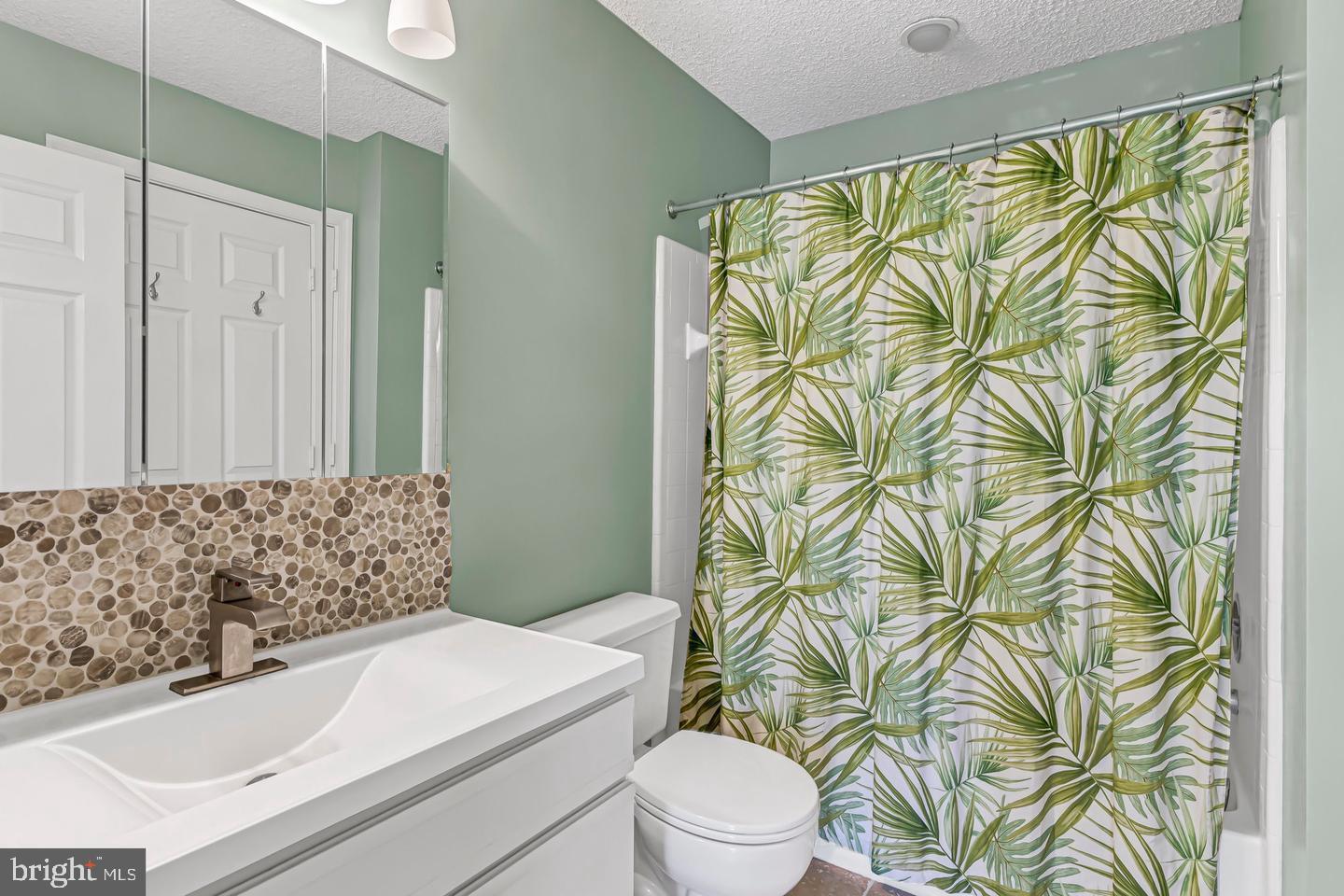 HEIGHTS AT PENDERBROOK - Residential