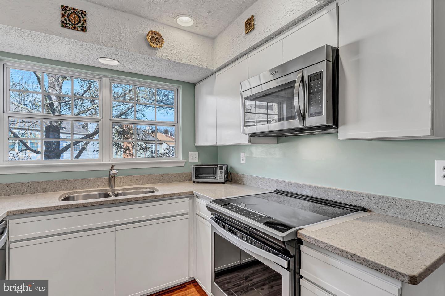 HEIGHTS AT PENDERBROOK - Residential