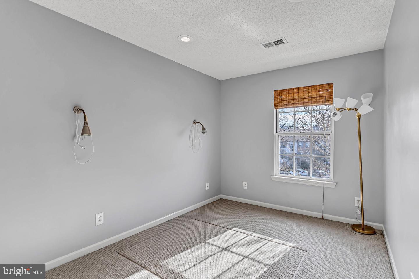 HEIGHTS AT PENDERBROOK - Residential