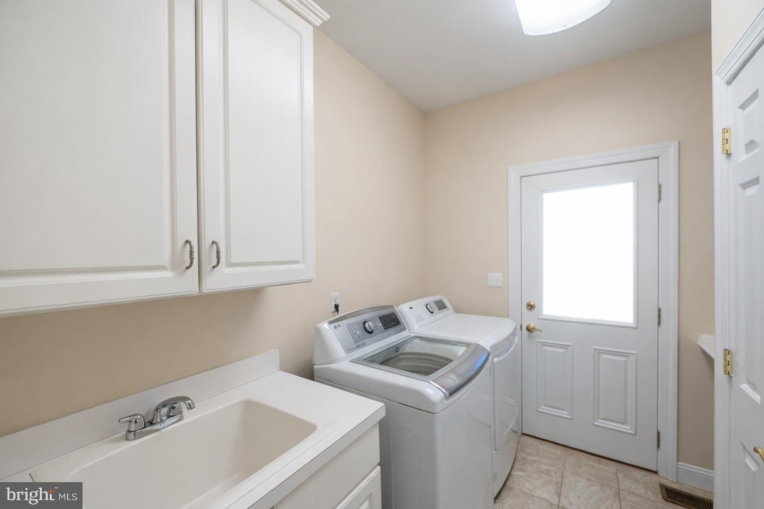 FAWN CREEK - Residential