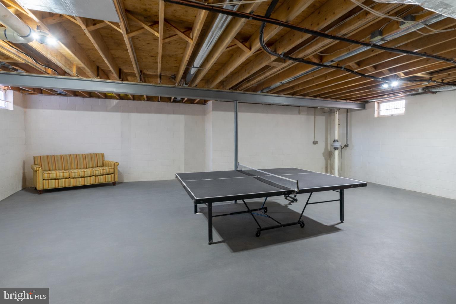 FAWN CREEK - Residential