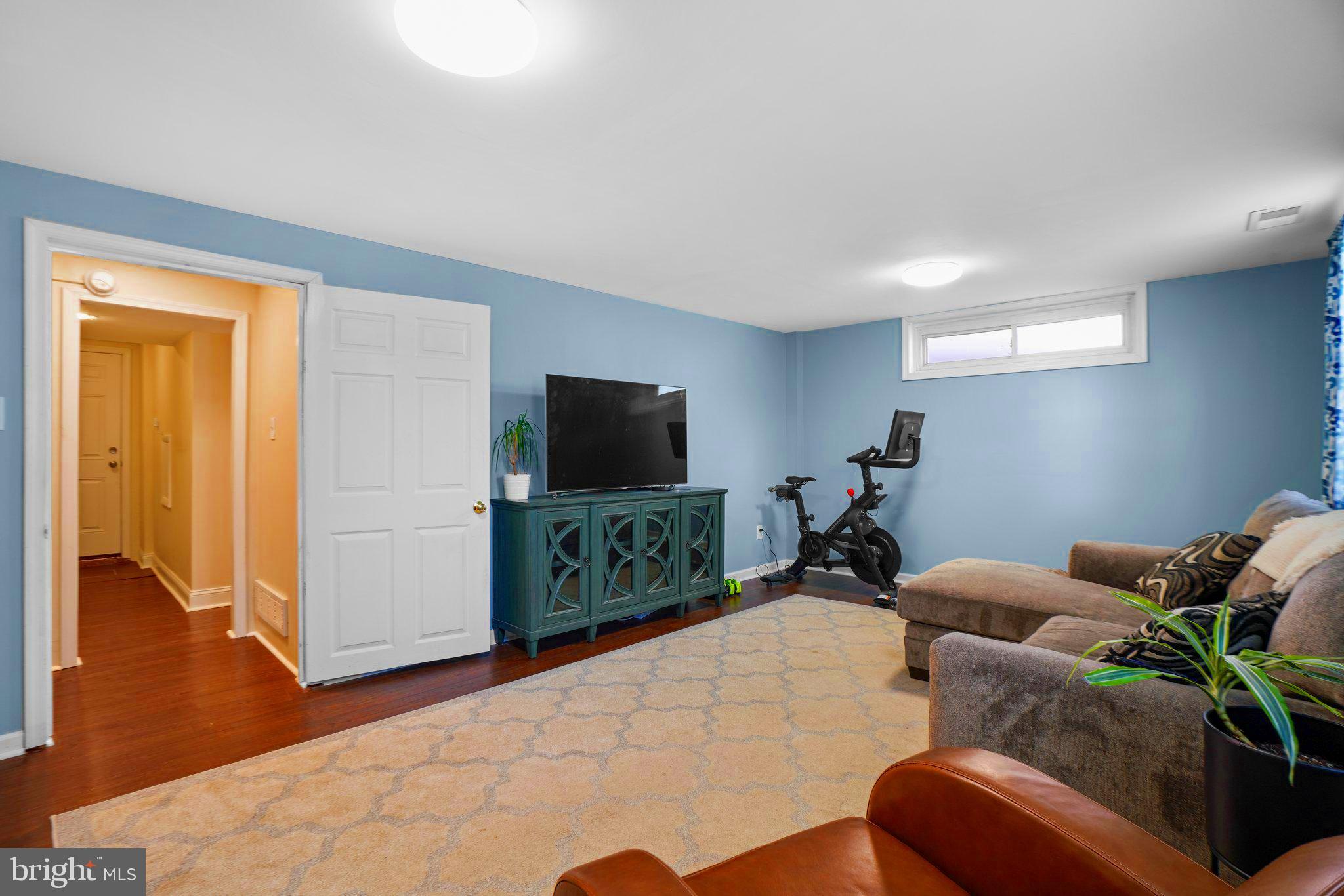 CROWN ESTATES - Residential