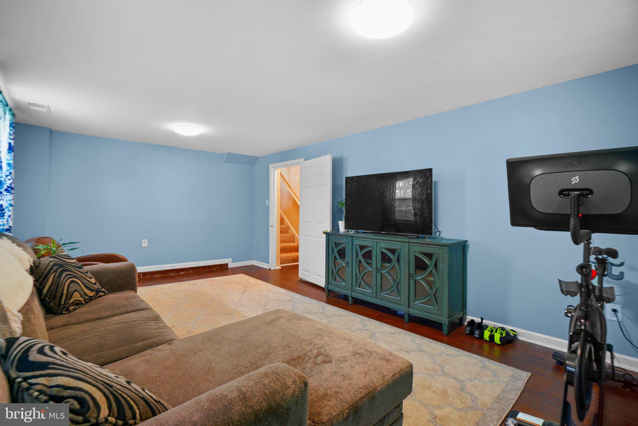 CROWN ESTATES - Residential