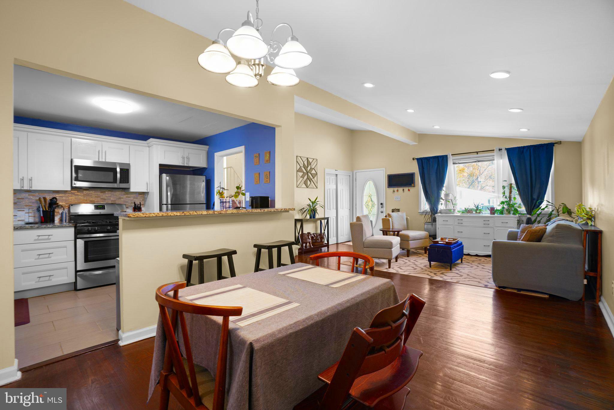 CROWN ESTATES - Residential