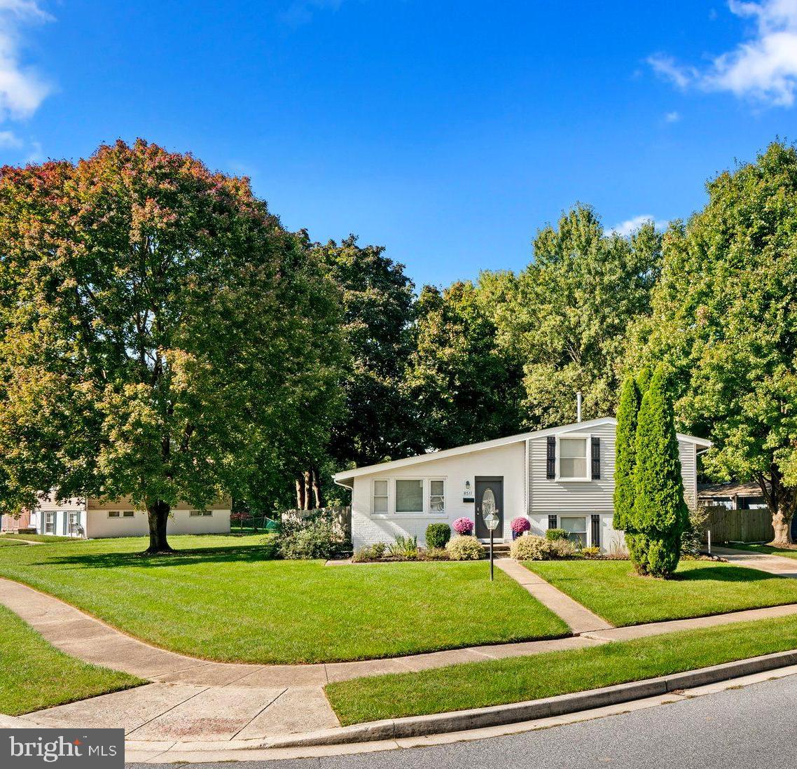 CROWN ESTATES - Residential