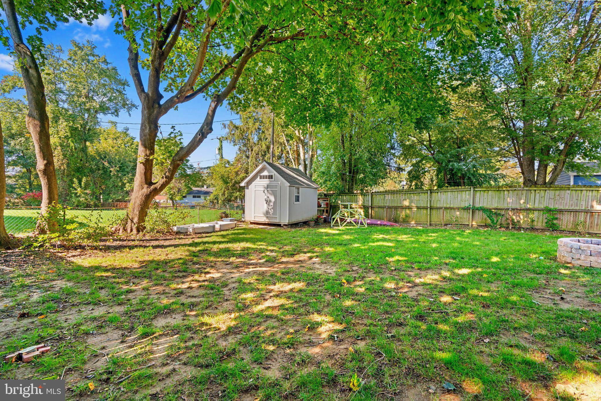 CROWN ESTATES - Residential