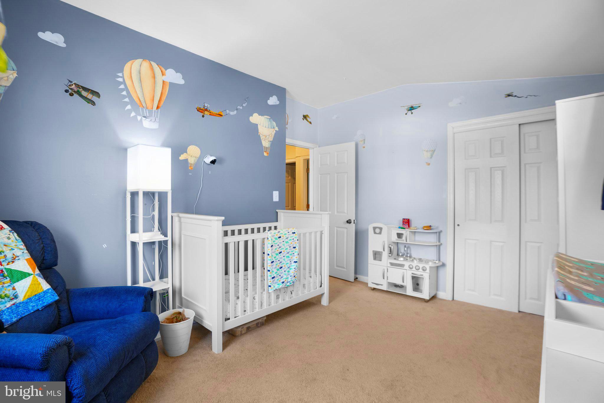 CROWN ESTATES - Residential