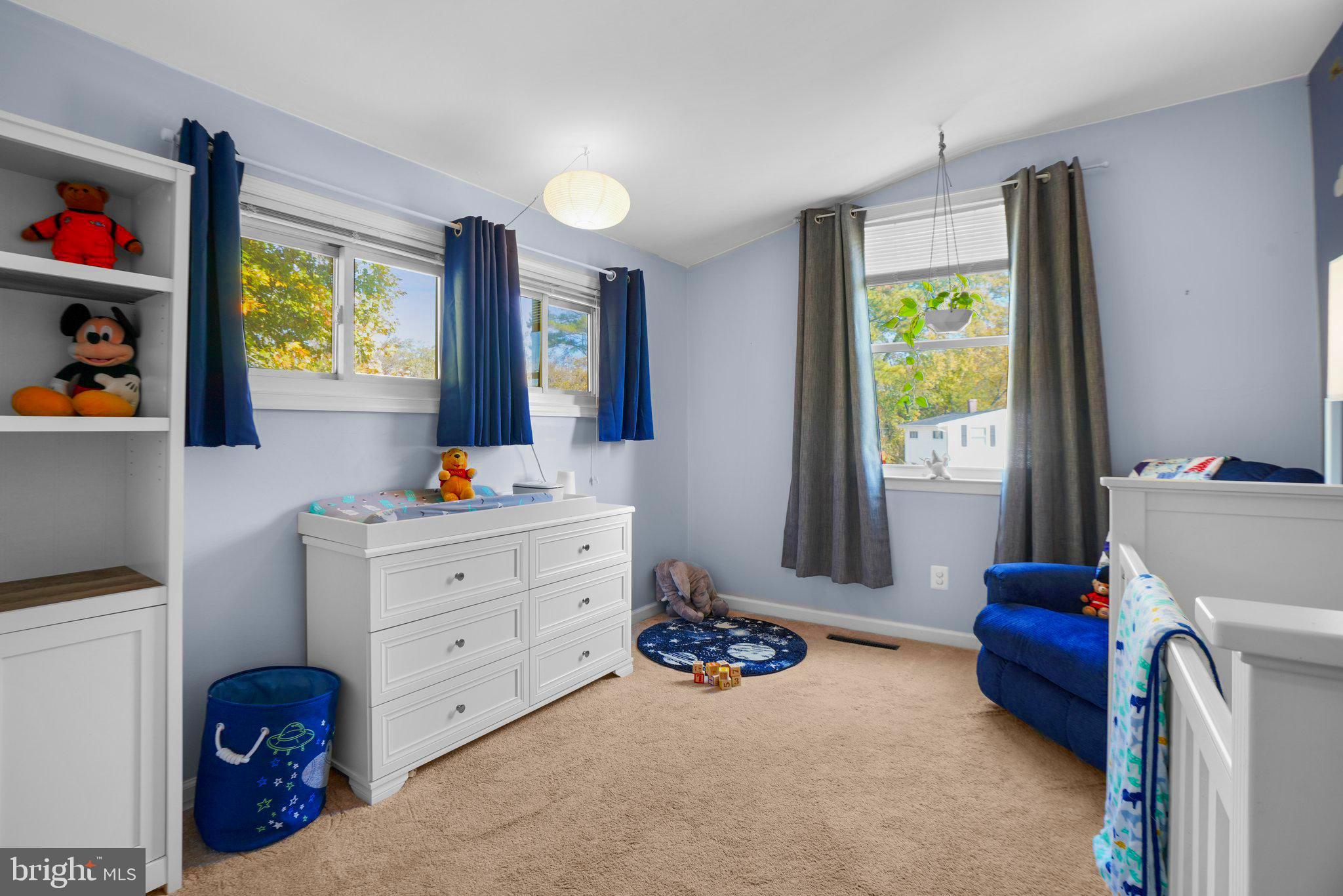 CROWN ESTATES - Residential